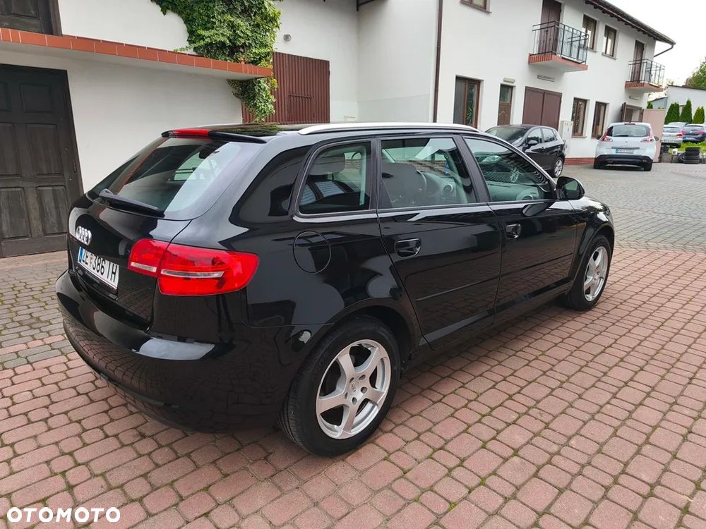Audi A3 Sportback 1.6 Attraction - 9