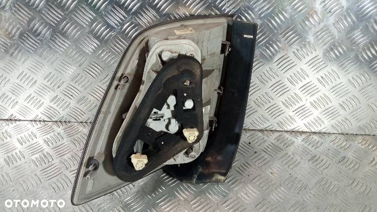 LAMPA LEWA TYLNA OPEL ASTRA H - 2