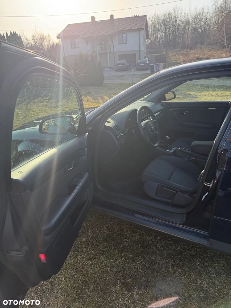 Audi A4 Limousine 2 - 7