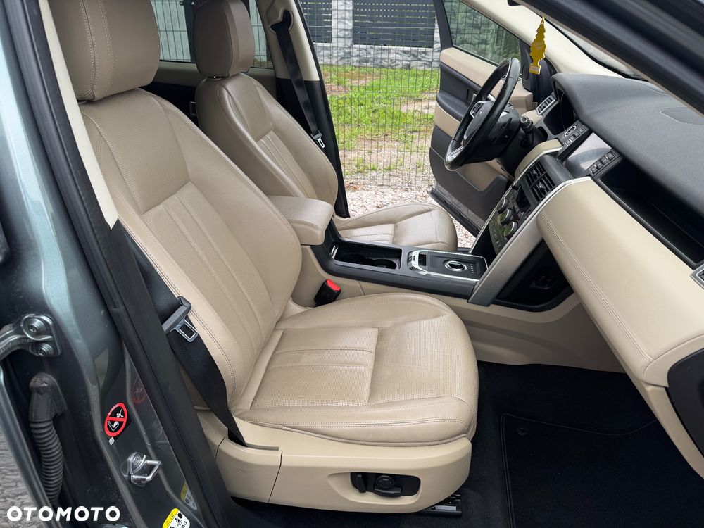 Land Rover Discovery Sport - 18