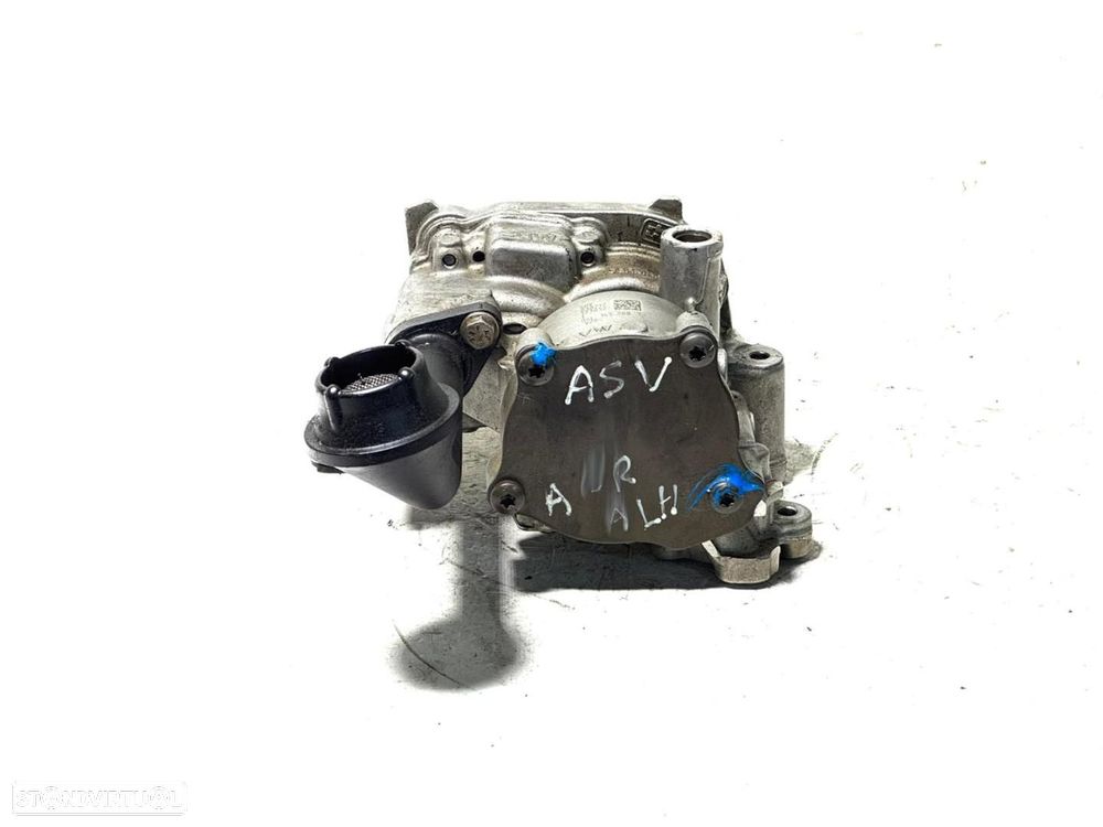 Bomba de óleo AUDI A3 (8L1) 1.9 TDI 04L145208T MOTOR ASV - 4