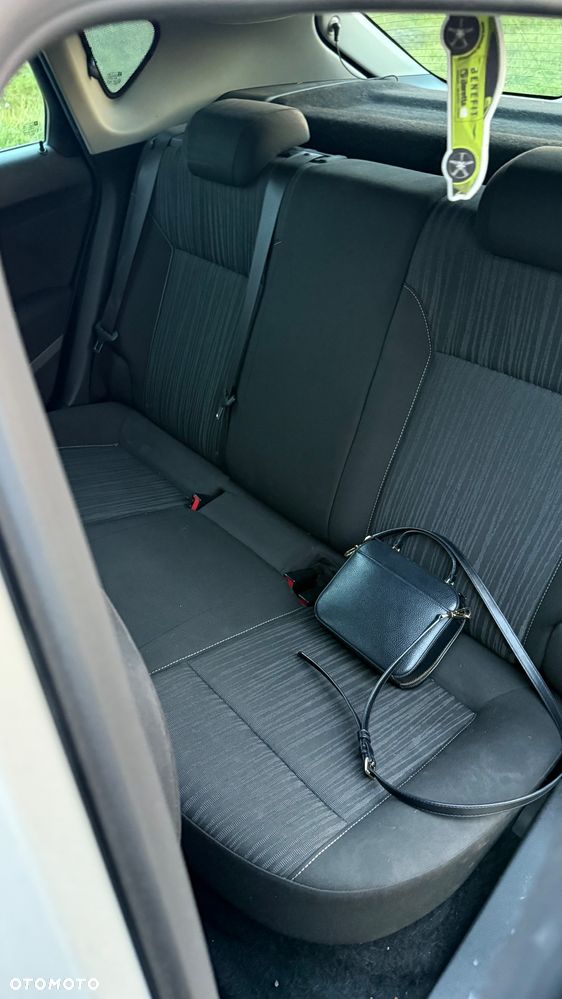 Opel Astra - 16