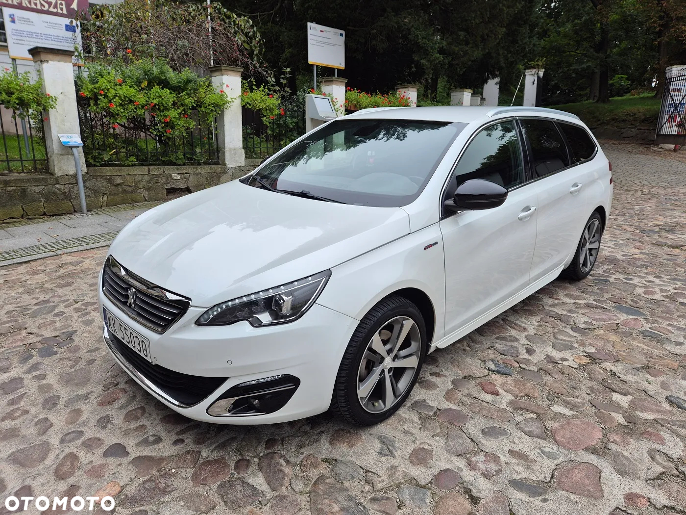 Peugeot 308 SW 1.2 PureTech Allure S&S - 3
