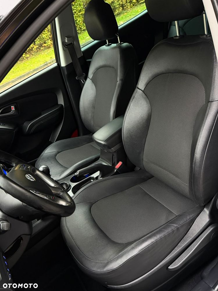 Hyundai ix35 - 25