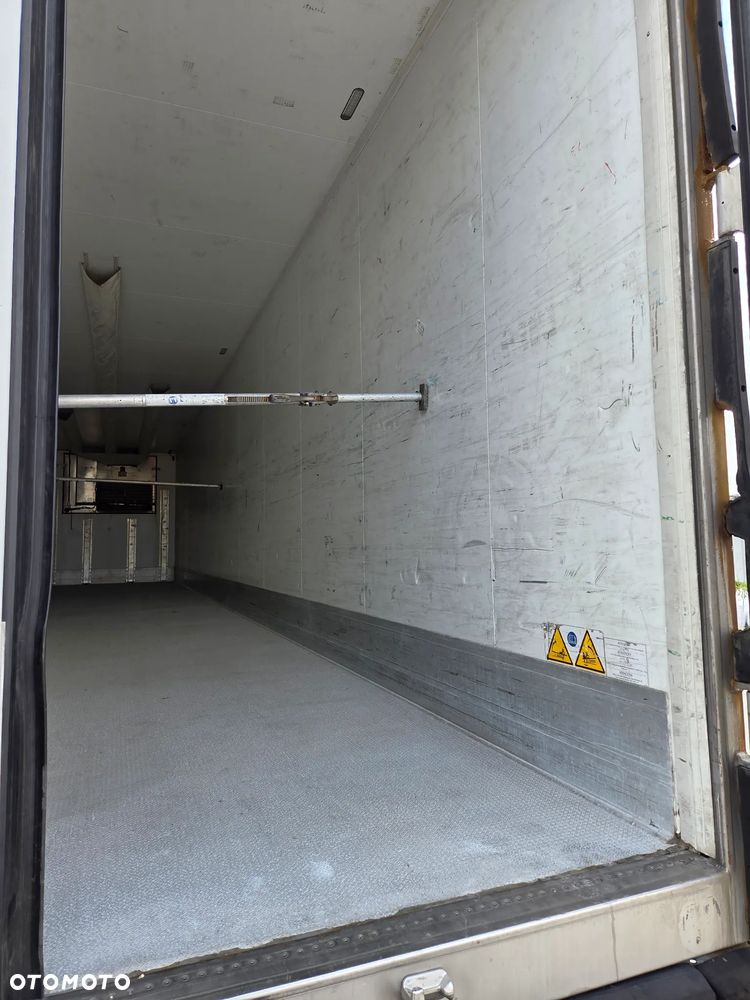 Schmitz Cargobull SKO 24 - 12