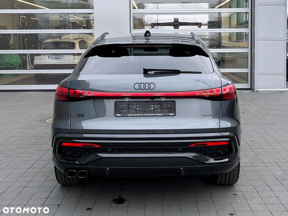 Audi Q5 Sportback - 15
