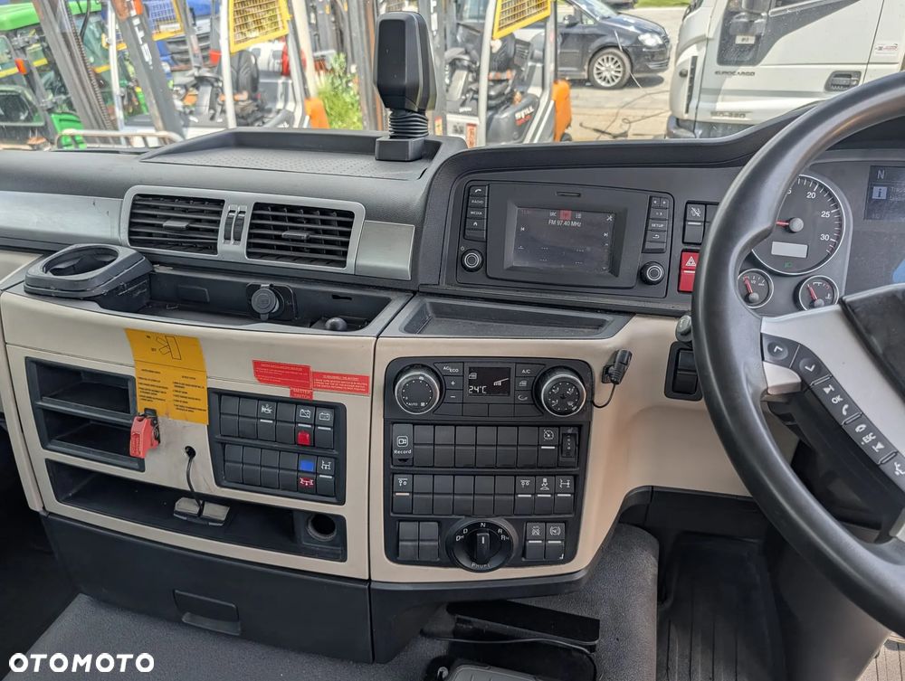 MAN TGS 24.420 6x2 - 13
