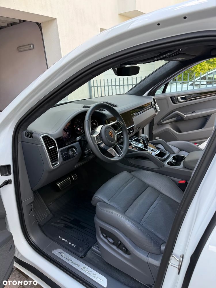 Porsche Cayenne E-Hybrid Platinum Edition - 8