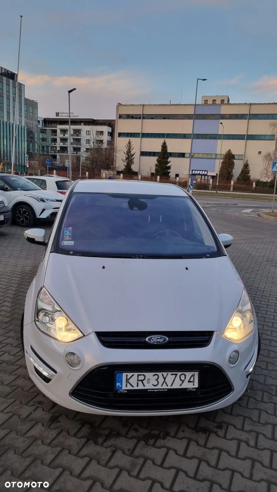Ford S-Max 2.0 TDCi DPF Titanium - 3