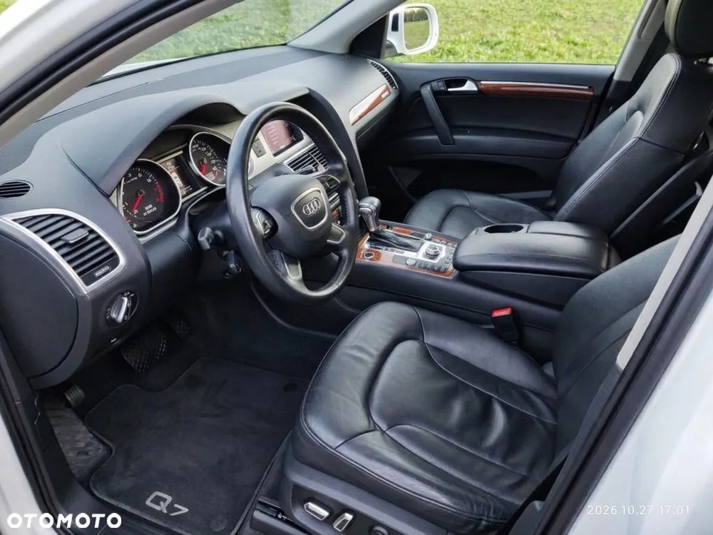 Audi Q7 - 7
