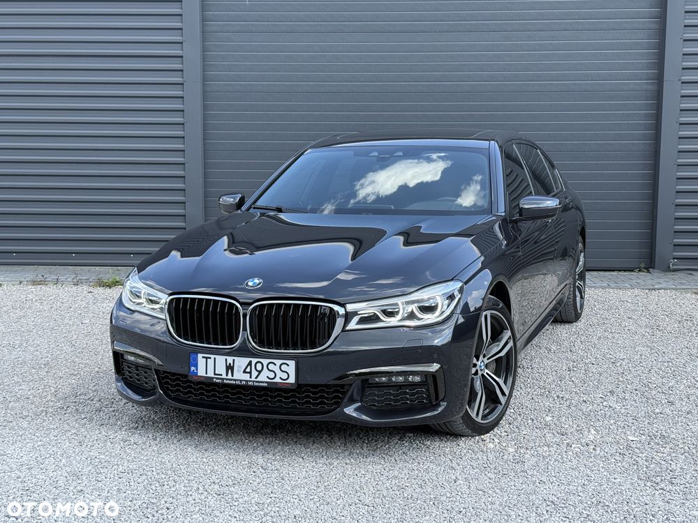 BMW Seria 7 750Li xDrive - 10