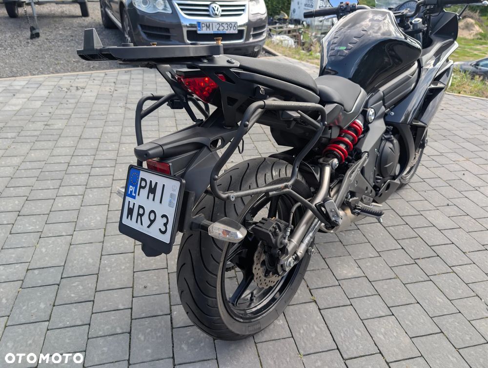 Kawasaki ER - 11