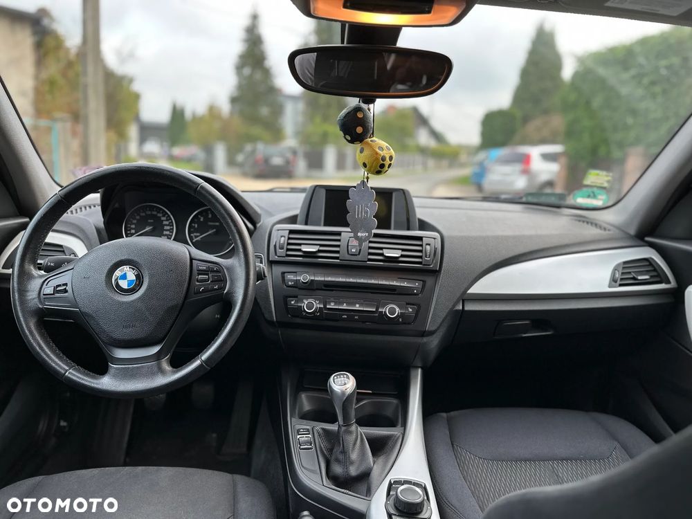 BMW Seria 1 114i - 7