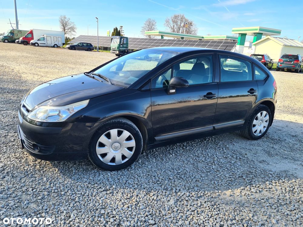 Citroën C4 1.4 16V Style - 3