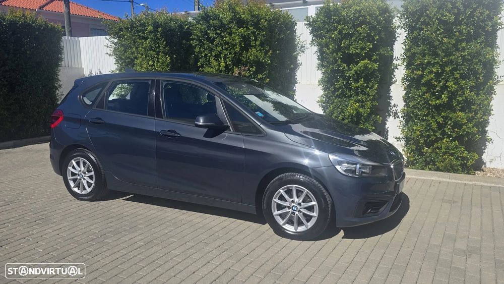 BMW 218 - 3