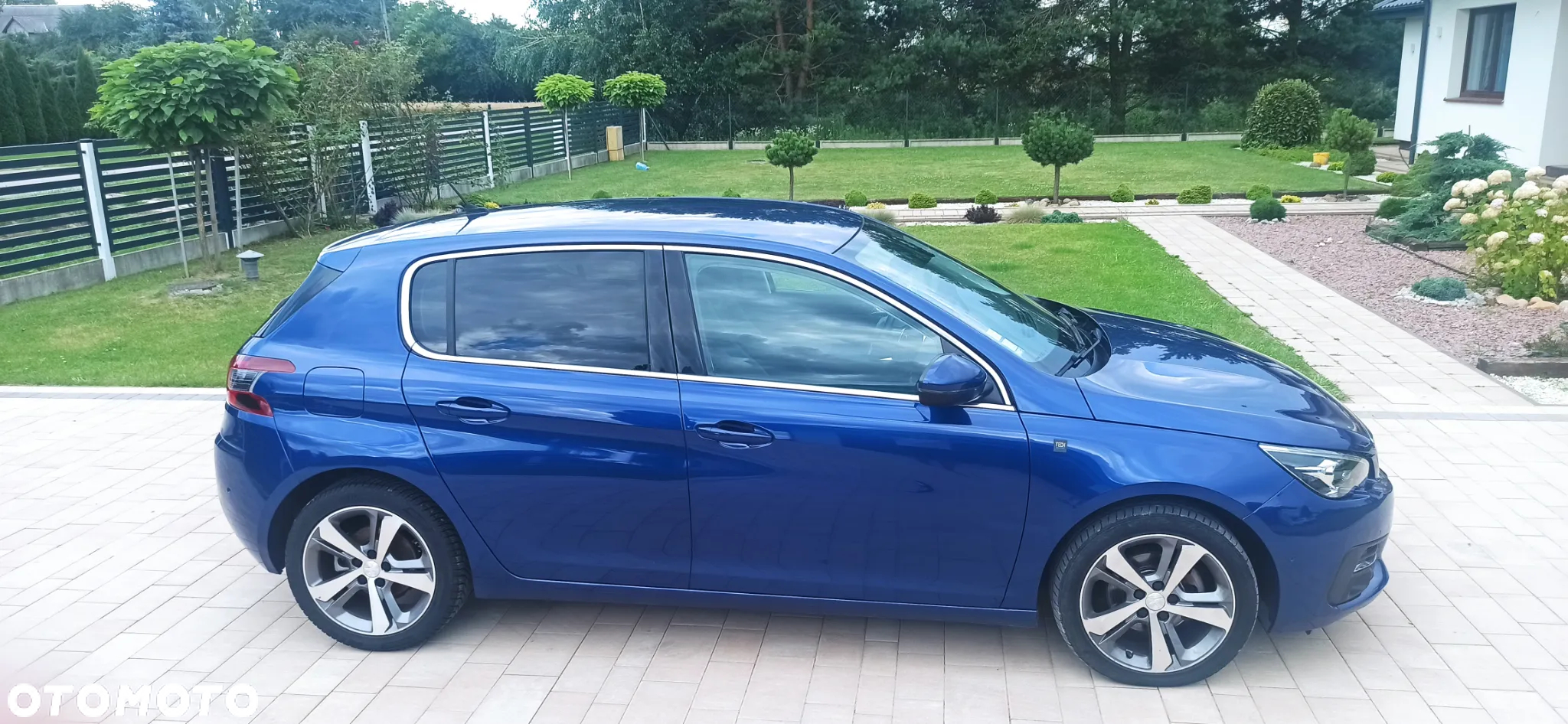Peugeot 308 BlueHDi 130 EAT8 GT - 28