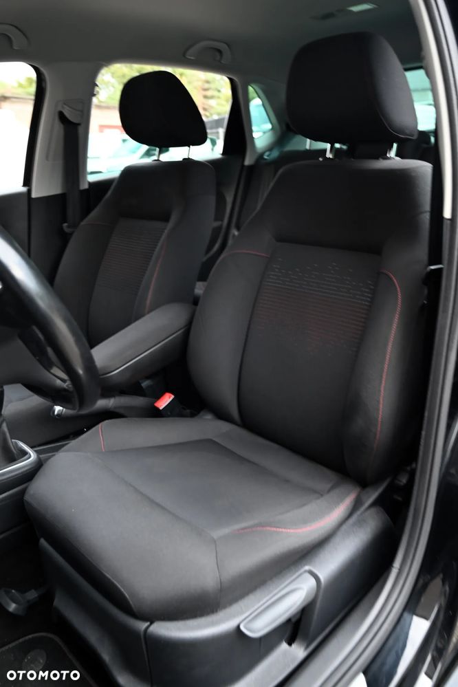 Volkswagen Polo 1.2 TSI (Blue Motion Technology) SOUND - 30