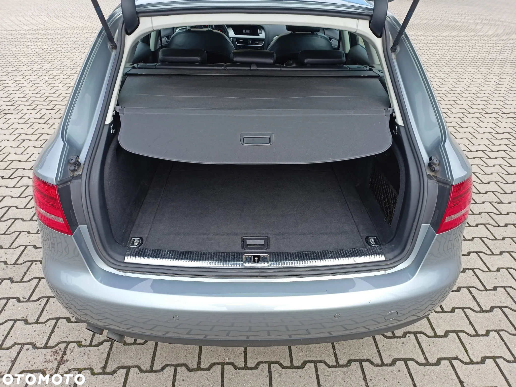 Audi A4 Avant 2.0 TDI DPF quattro S line Sportpaket (plus) - 11