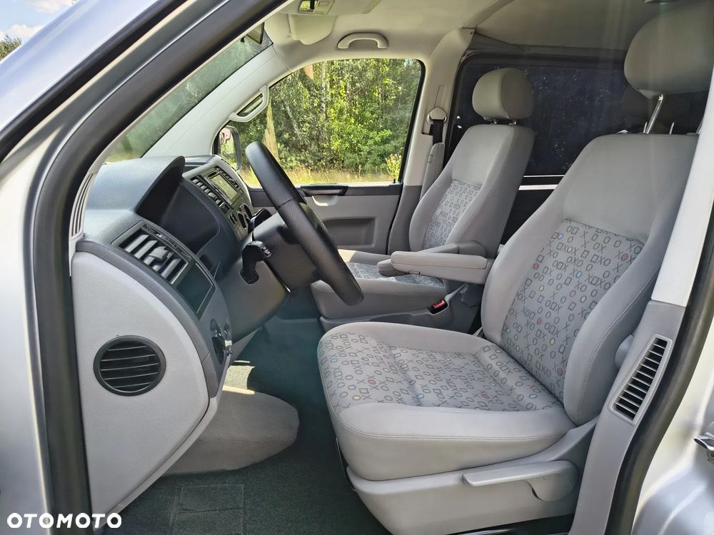 Volkswagen TRANSPORTER T5 Klima Elektryka Tempomat Duże Radio Brygadówka Dubel Kabina Klapa Rury - 9