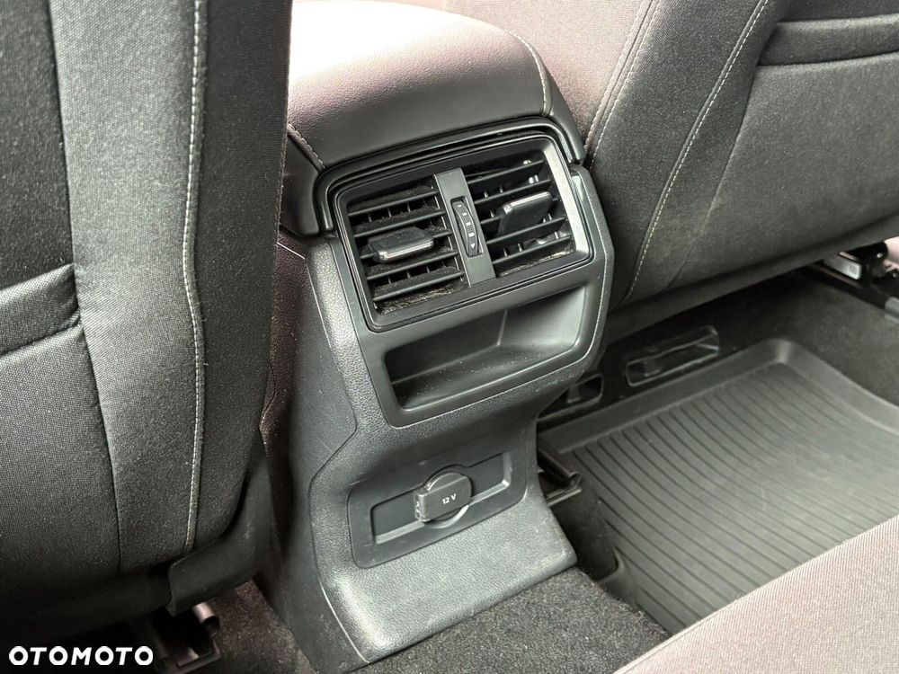 Skoda Karoq 1.5 TSI ACT Sportline DSG - 18