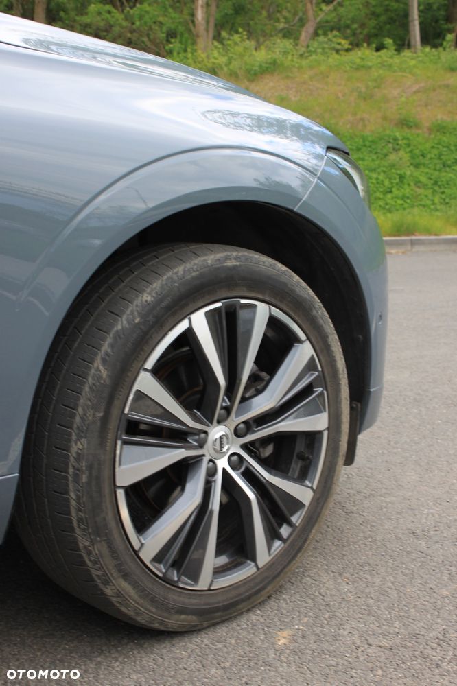Volvo XC 60 B5 B AWD Plus Black Edition - 15