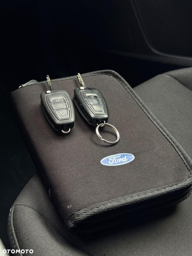 Ford Focus - 10