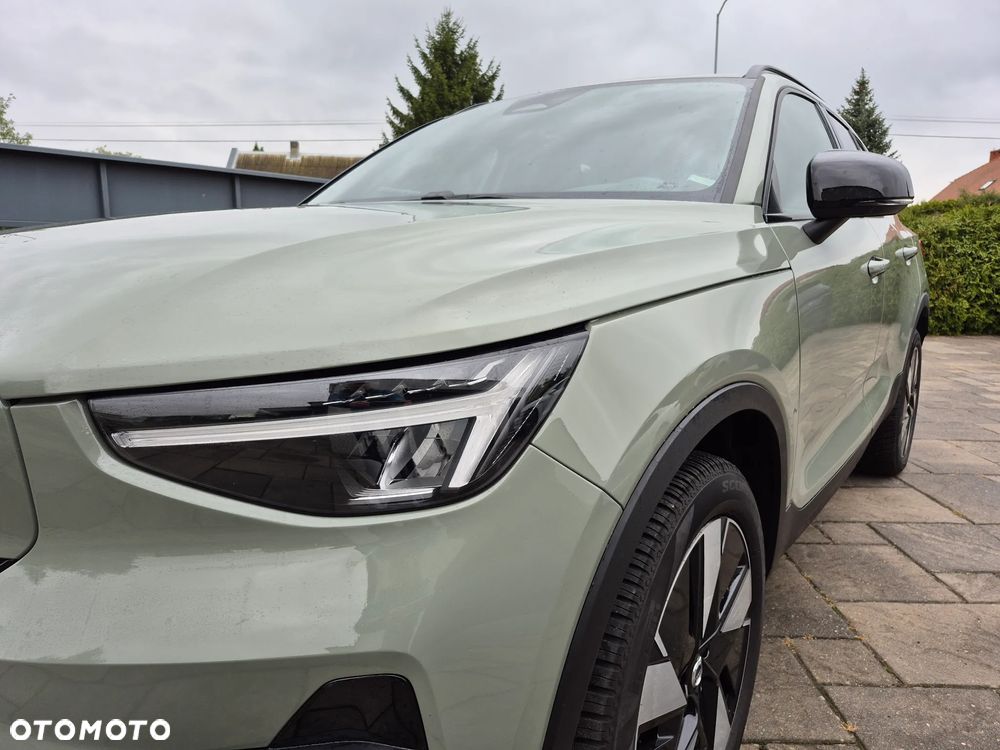 Volvo XC 40 Recharge 82 kWh Single M Extended Range RWD Core - 11
