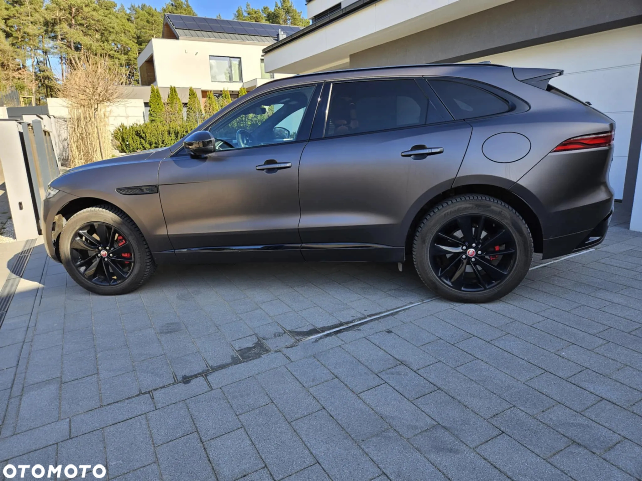 Jaguar F-Pace 2.0 P400e PHEV AWD R-Dynamic Black - 7