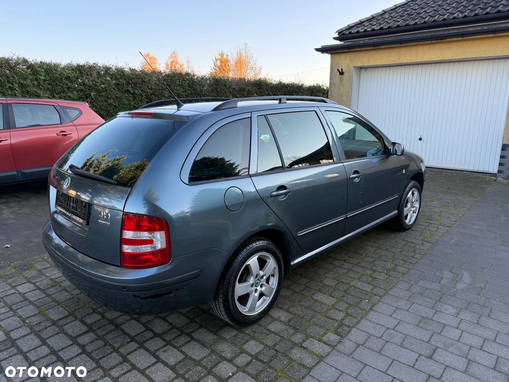 Skoda Fabia - 8