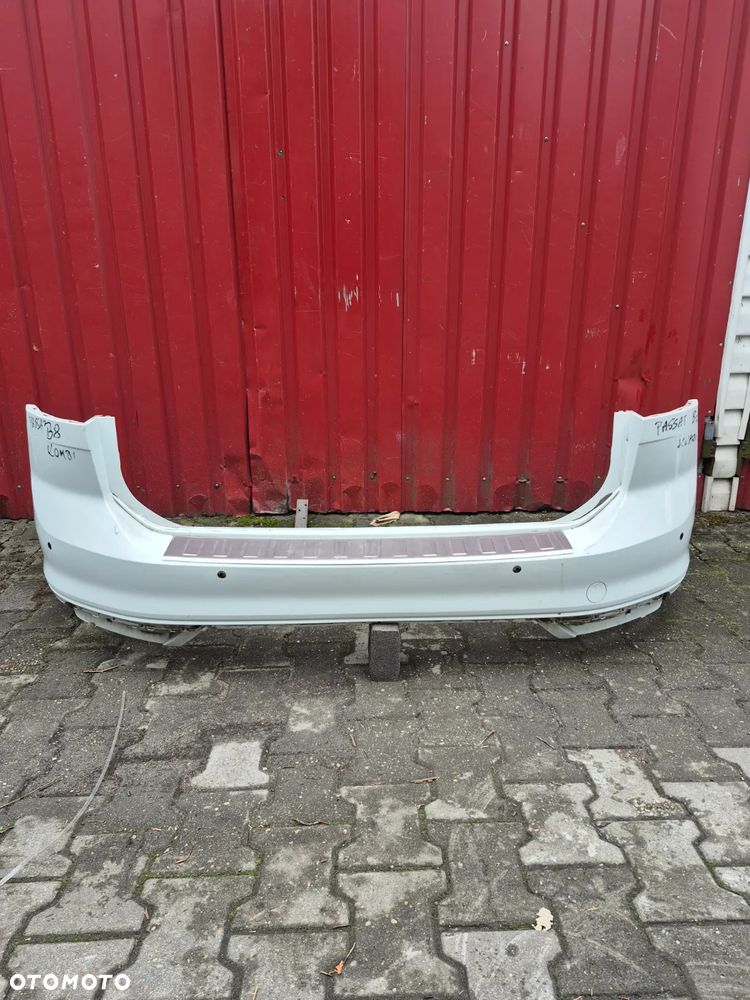 Volkswagen Passat B8 zderzak tylny 3G9807421D - 1