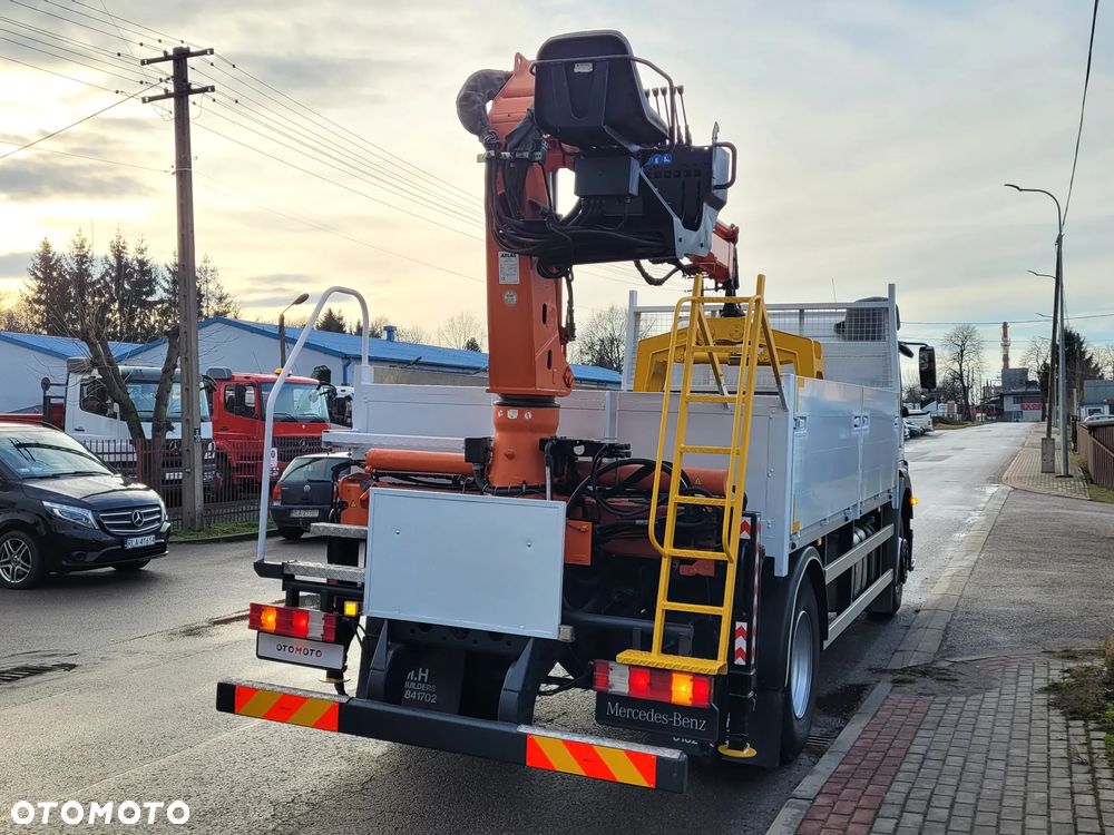 Mercedes-Benz AXOR 1833 330KM // HDS ŻURAW DŹWIG // KRÓTKI ROZSTAW // WYSOKA BURTA // MOŻLIWA WYWROTKA KIPER - 12