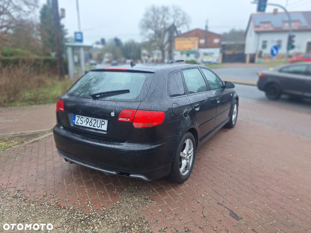 Audi A3 Sportback 1.6 FSI Ambition - 10