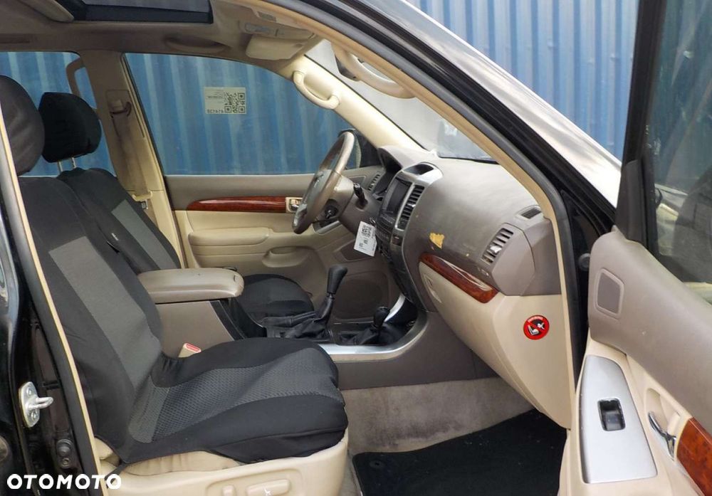 Toyota Land Cruiser - 23