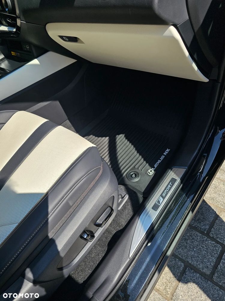 Lexus NX 350h F Sport AWD - 11