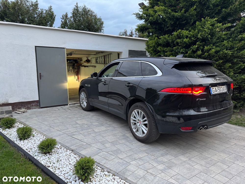 Jaguar F-Pace 2.0 i4D RWD Prestige - 1