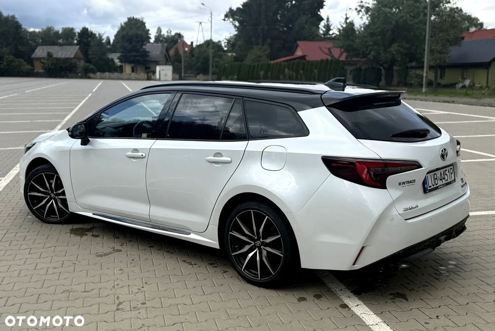 Toyota Corolla - 4