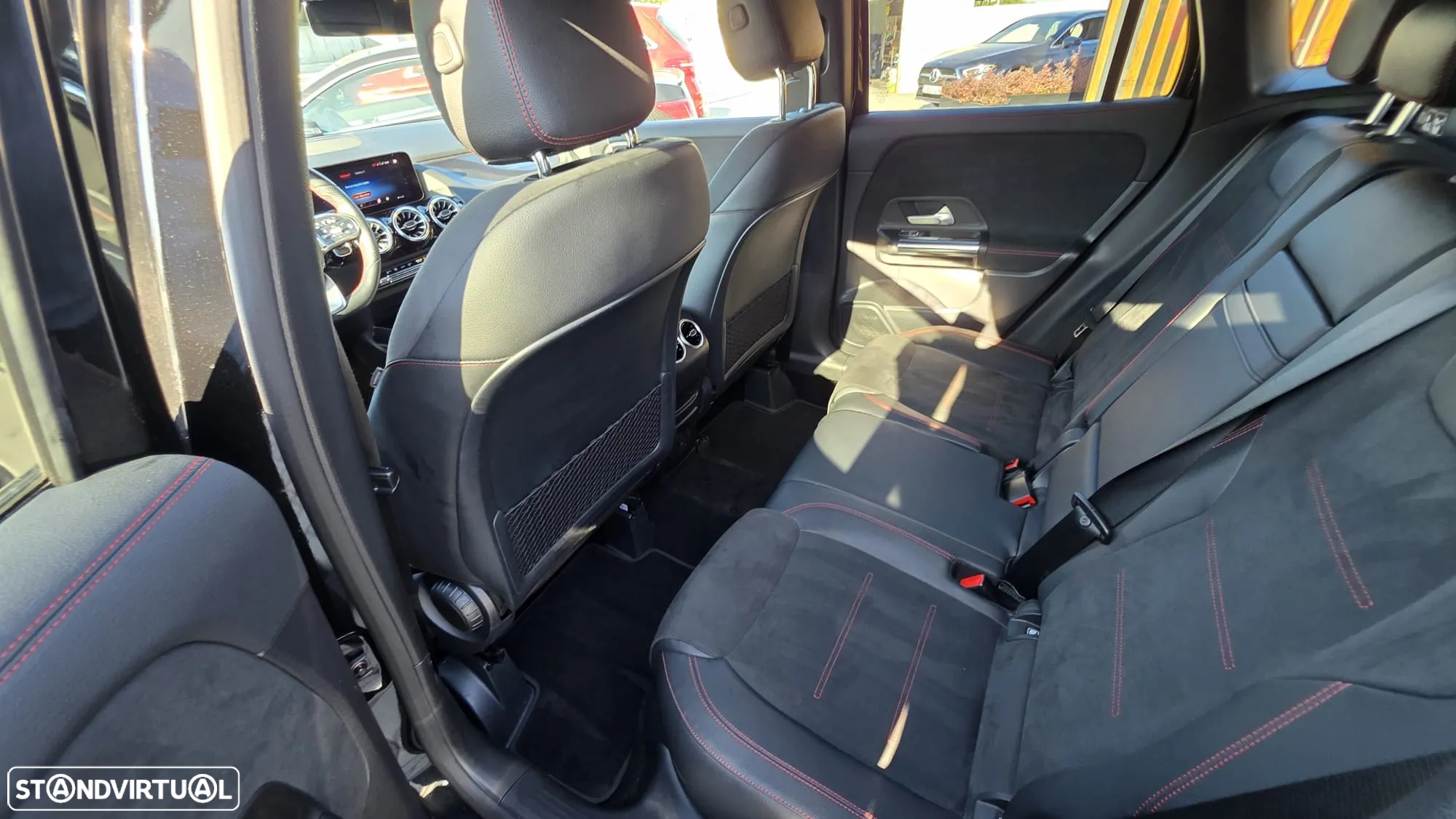 Mercedes-Benz GLA 250 e AMG Line - 11