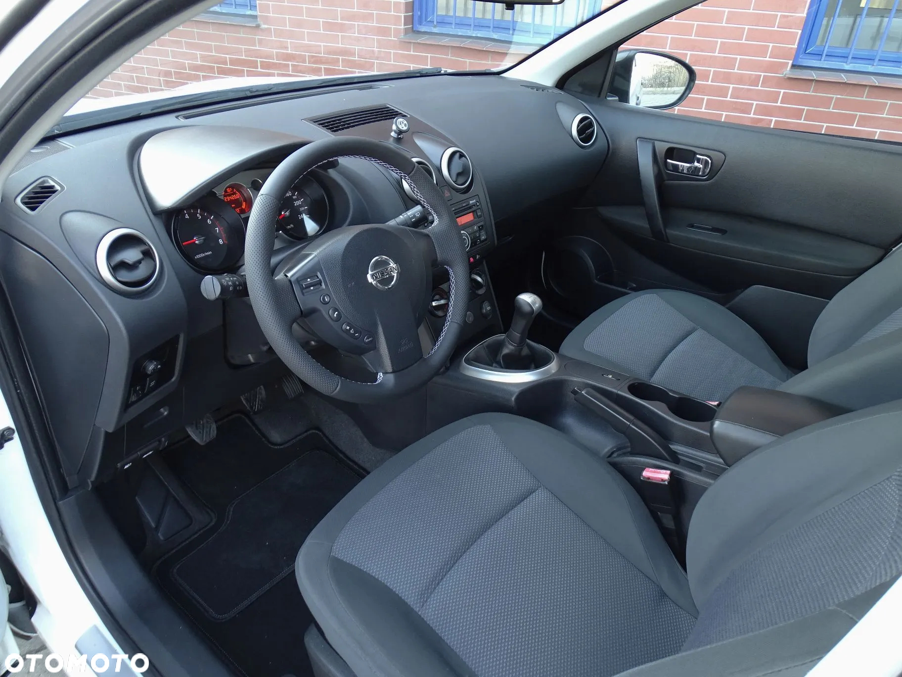 Nissan Qashqai 1.6 Visia - 18