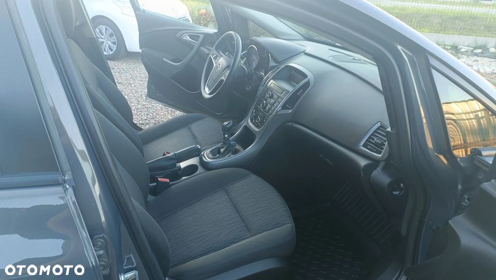 Opel Astra - 11