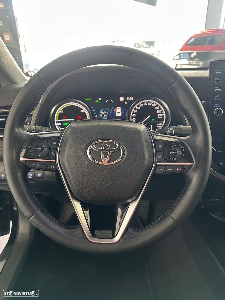 Toyota Camry - 11