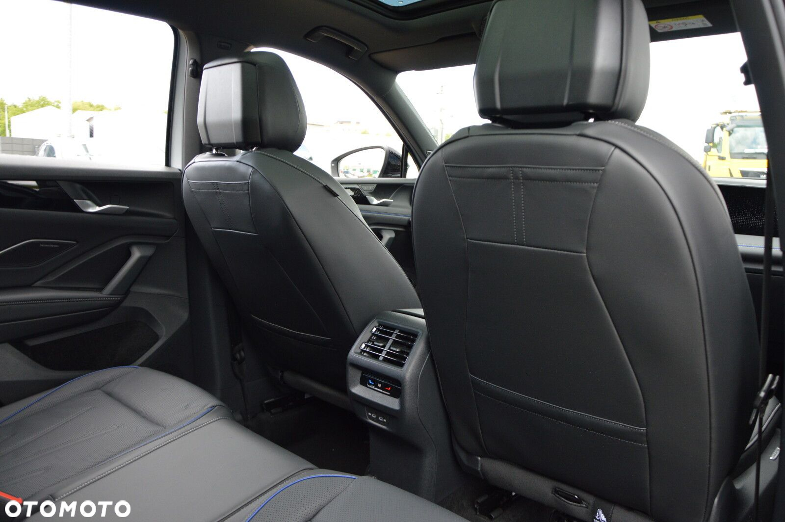 Volkswagen Tiguan - 20