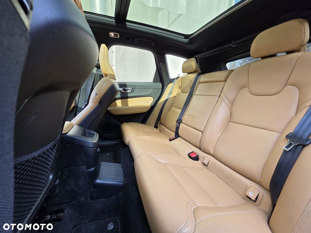 Volvo XC 60 - 12