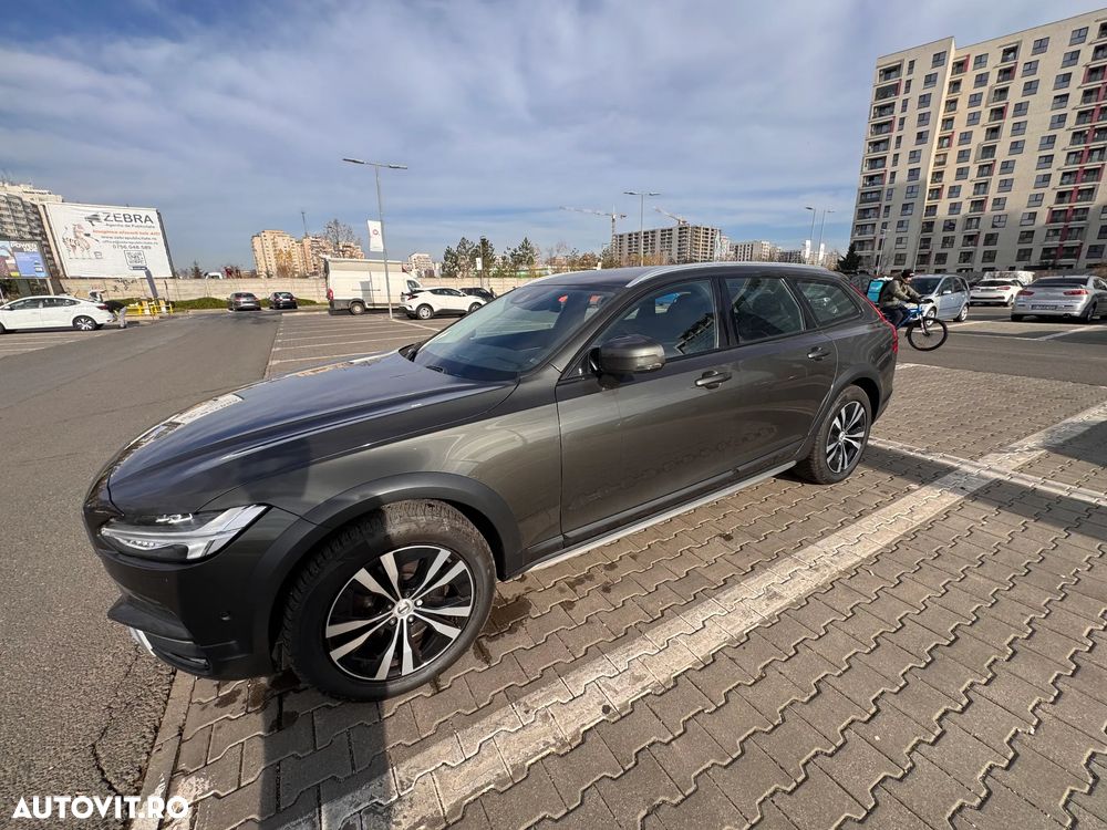 Volvo V90 Cross Country D5 AWD Geartronic - 11