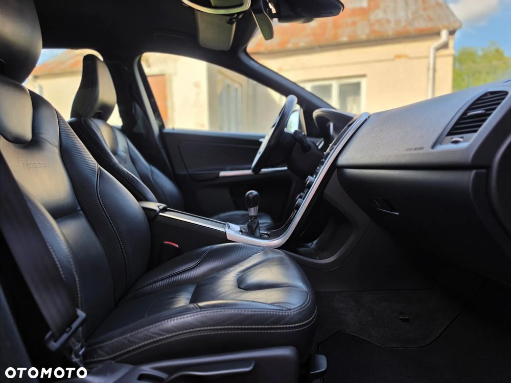 Volvo XC 60 - 23