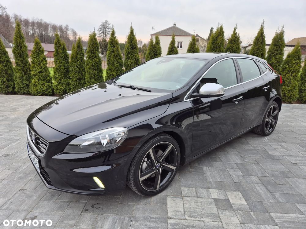Volvo V40 T3 R Design - 28