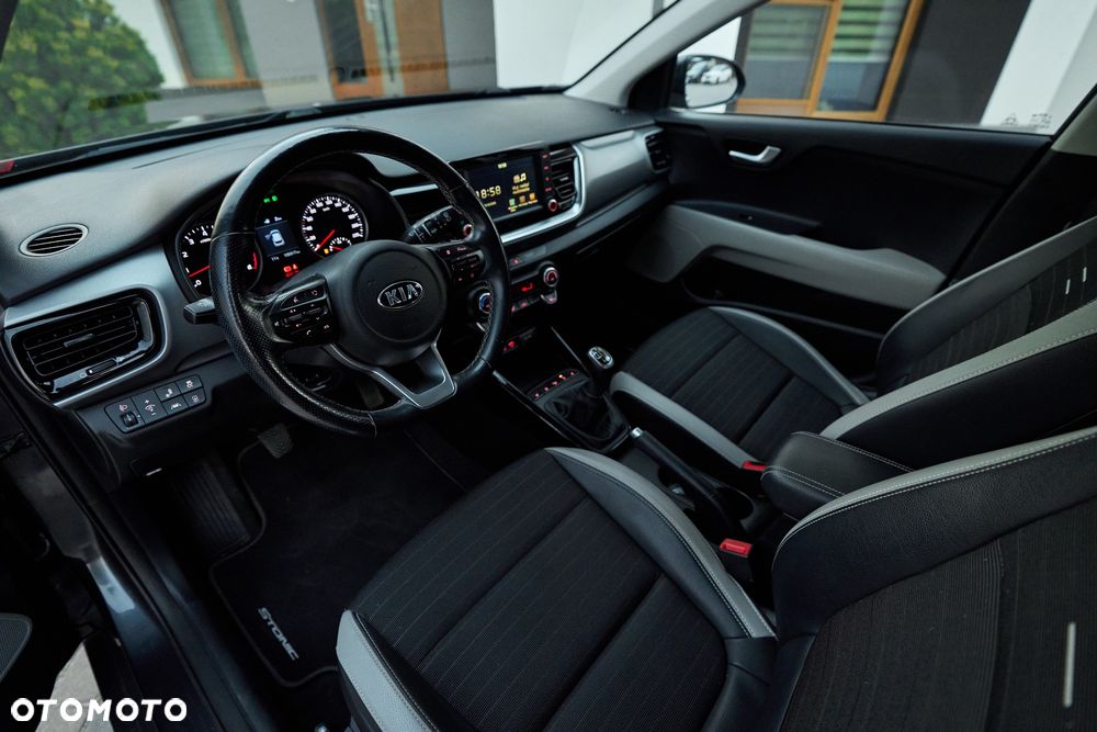 Kia Stonic - 19