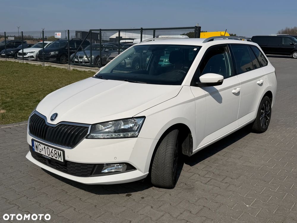 Skoda Fabia 1.0 TSI Essence - 3