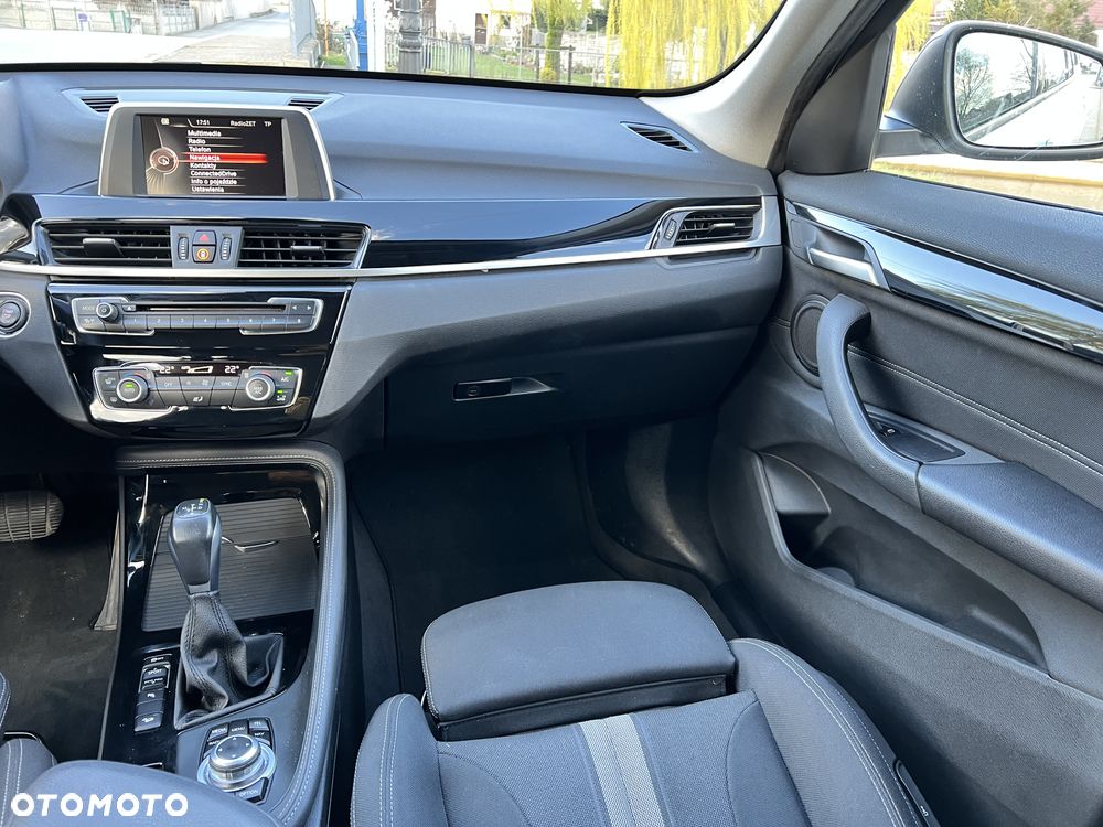 BMW X1 xDrive25d Sport Line - 14