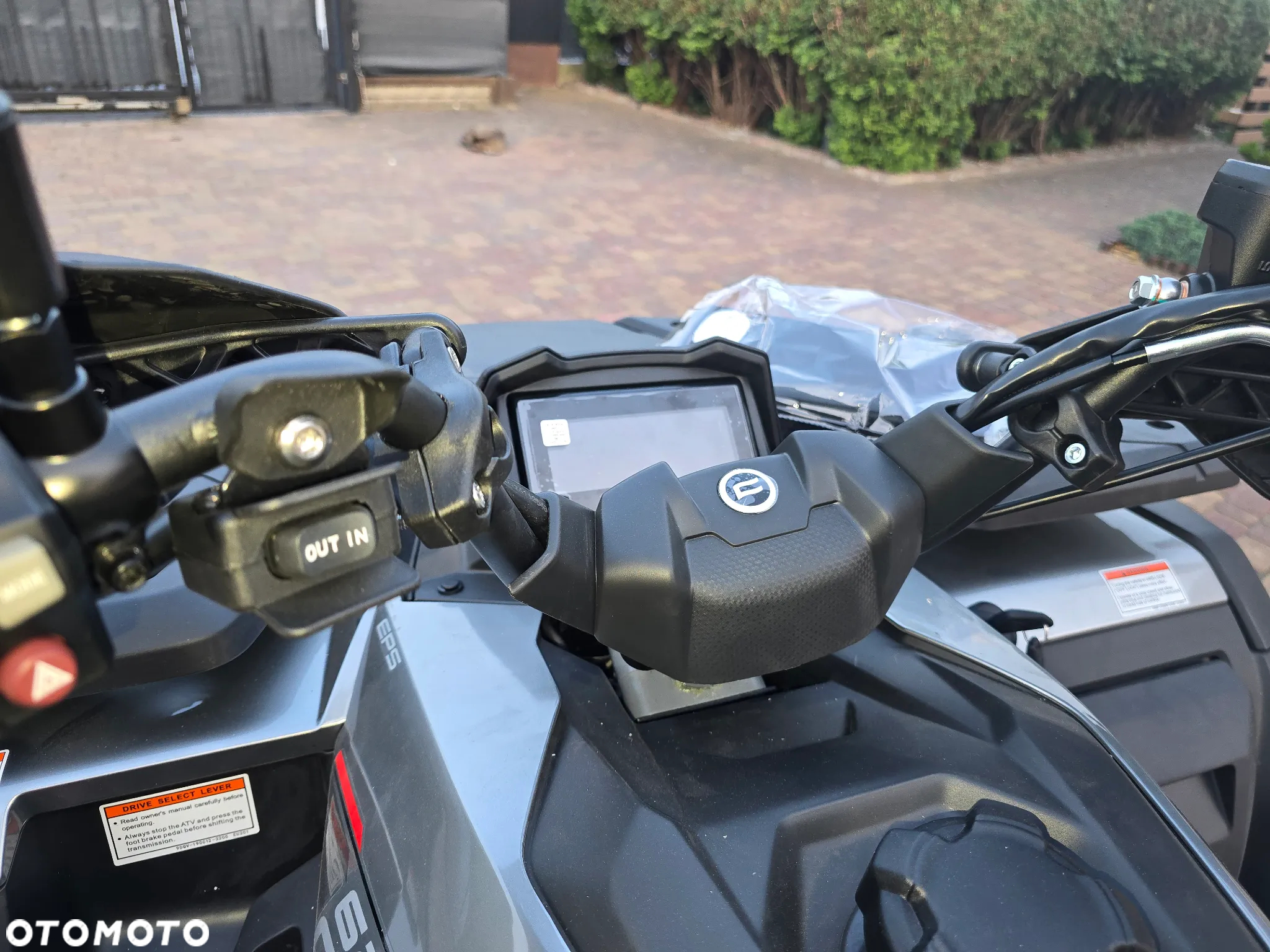 CFMoto CForce - 9