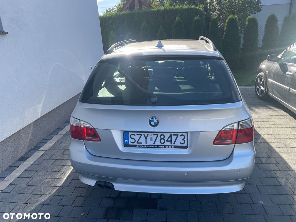 BMW Seria 5 523i - 10